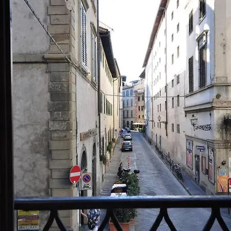 Appartement Lovely Adjacent To S.croce Square *